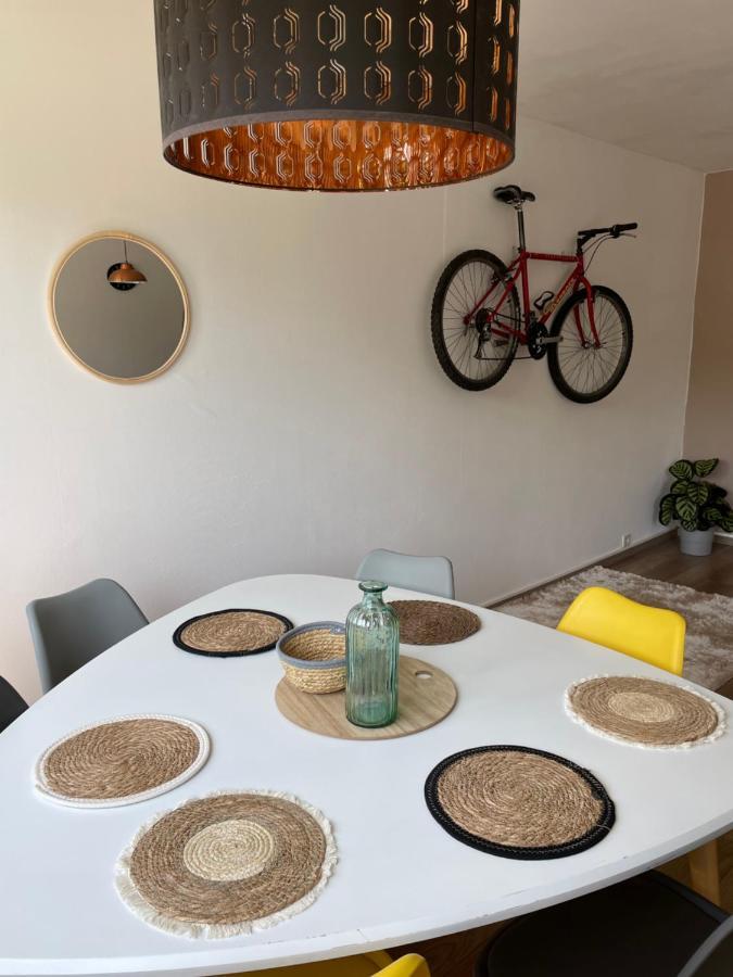 Chaleureux Appartement. 迪南 外观 照片